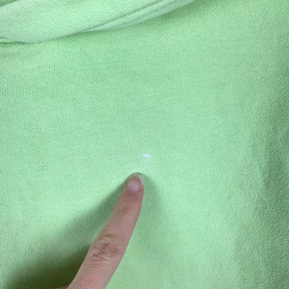 Aritzia TNA Perfect Hoodie Cropped - Picture 6 of 6